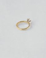 Round Cut Solitaire Engagement Ring