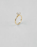 Round Cut Solitaire Engagement Ring