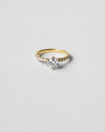 Round Cut Pavé Engagement Ring — Yellow gold