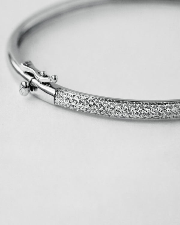 Diamond Pavé Bangle Bracelet