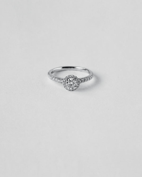 Round Cut Halo Engagement Ring
