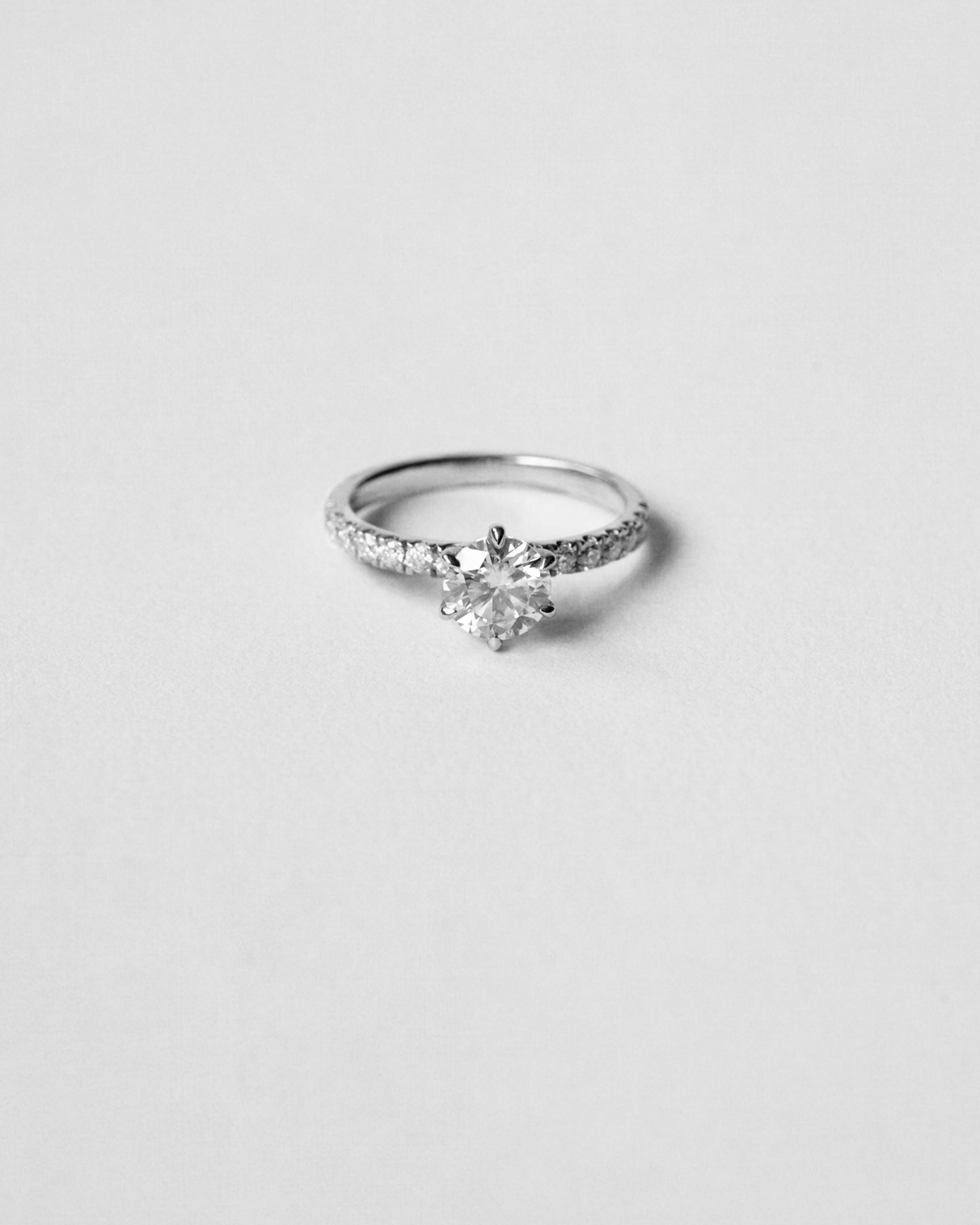 Round Cut Pavé Engagement Ring