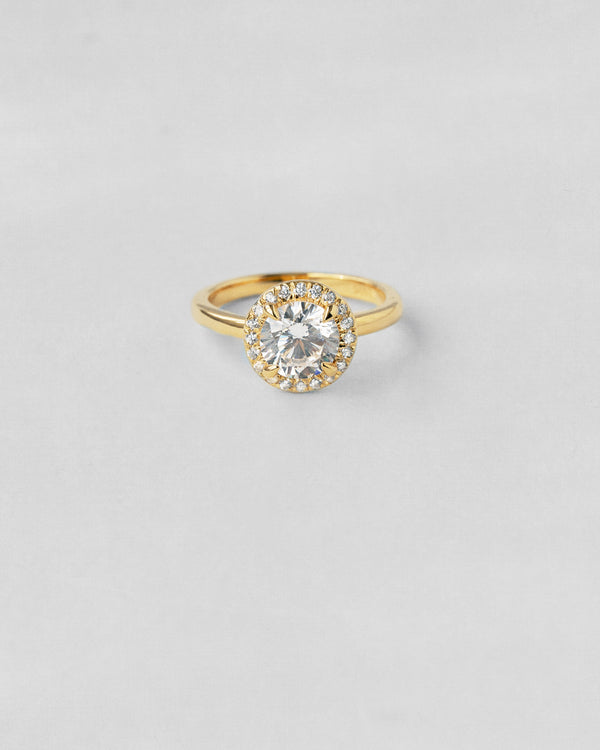 Round Cut Halo Engagement Ring