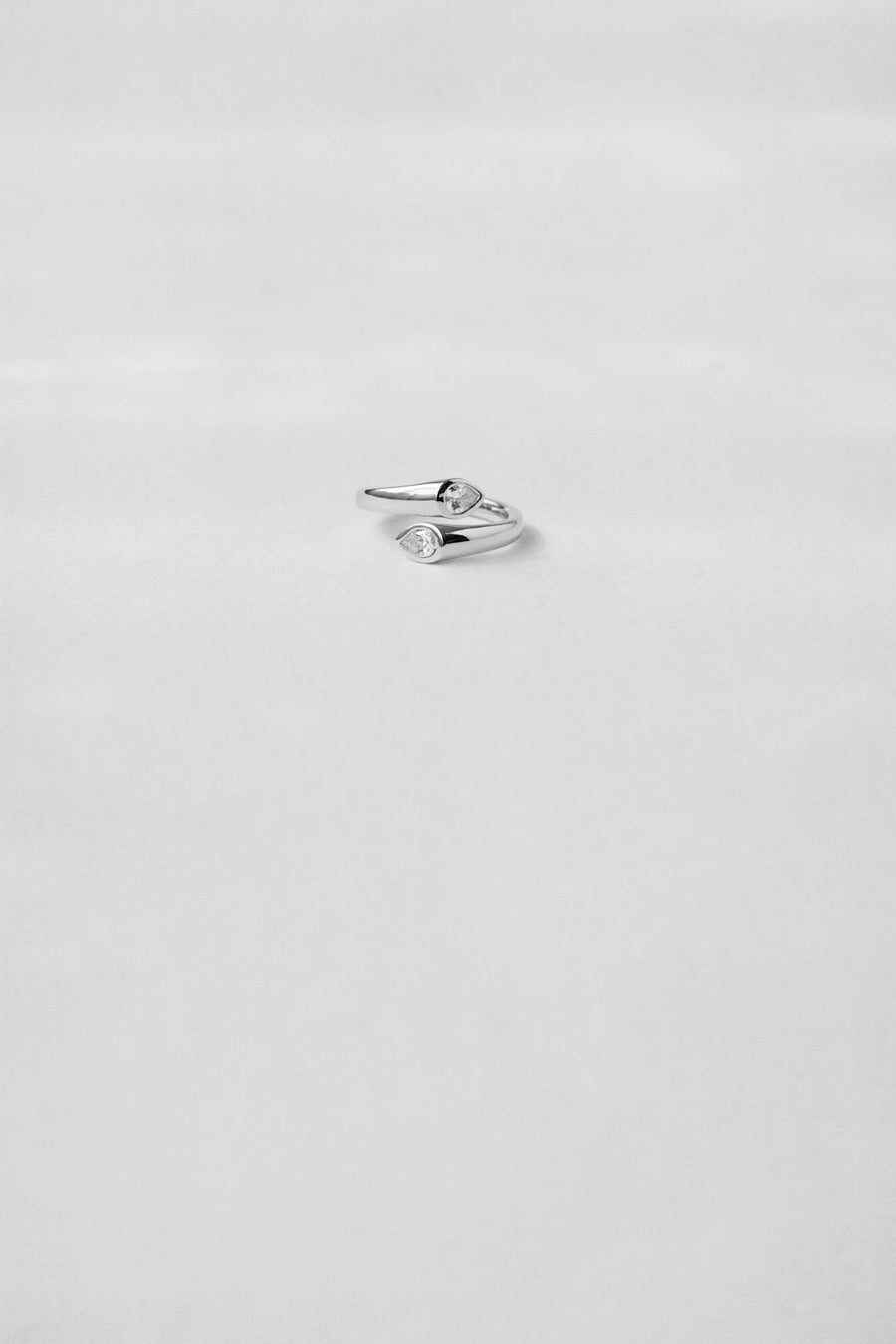 Lovelei’s Dual Oval Diamond Ring